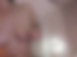 Live cam show with jade-callen - Moaning on Soda Cam