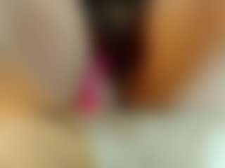 Live cam show with MadisonCopers - Petite on Camsoda