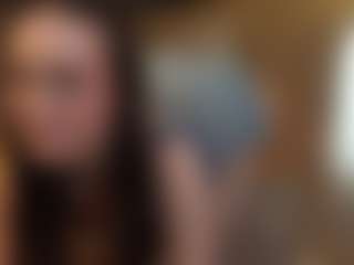 Live cam show with CharmaineLannan - Brown Hair on https://playwithruby.com