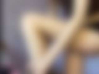 Live cam show with EldoraSebero - Genital Piercings on Camiplay Live