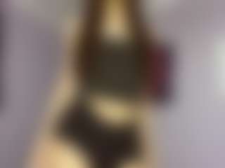 EldoraSebero's Live Sex Cam Show