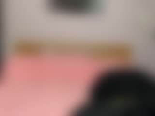 EldoraSebero's Live Sex Cam Show