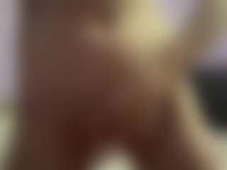 Live cam show with FayeSchoenhals - Lean on Camsoda