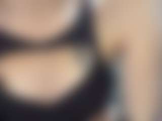 Live cam show with FayeSchoenhals - Solo on livesuperchat.net