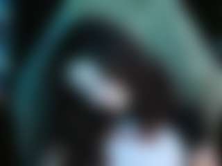 Live cam show with Moonberry_Yi - Striptease on Dolls Live