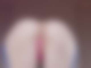 HiBella's Live Sex Cam Show
