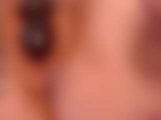 Live cam show with ivyTaylor - Squirt on Mixed Magazine Live