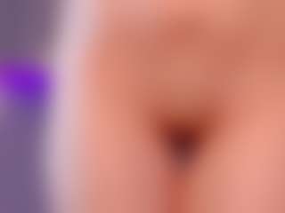 Live cam show with ivyTaylor - Granny Brown Hair on SquirtSoMuch