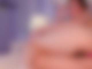 Live cam show with ivyTaylor - Granny Squirt on AdultVida.com