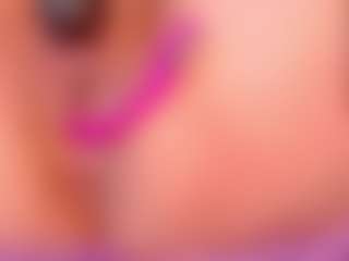 Live cam show with ivyTaylor - Dildo Or Vibrator Granny on Camsoda