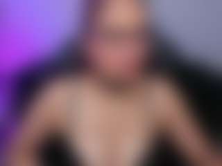 raven-reyes7's Live Sex Cam Show