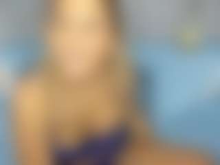 sweetdianeee MILF webcam performer live streaming