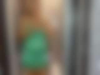 Live cam show with sweetdianeee - Bondage on Soda Cam