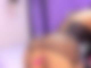 VelvetRosss's Live Sex Cam Show