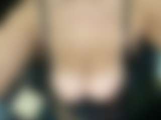 Live cam show with donatta - Teasing on camwithhim.com