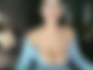 Live cam show with donatta - Teasing on Camsoda
