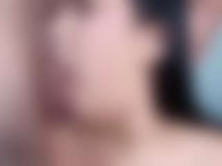 MiaKim's Live Sex Cam Show