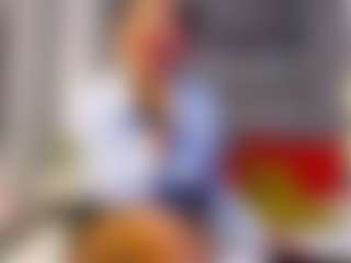 Julianewell's Live Sex Cam Show