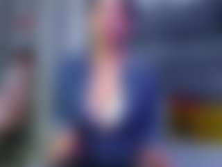 Julianewell's Live Sex Cam Show