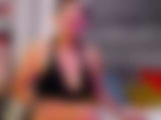 Julianewell's Live Sex Cam Show