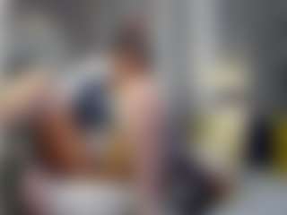 Julianewell's Live Sex Cam Show