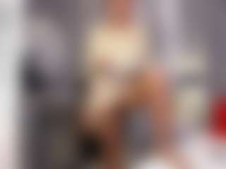 Live cam show with Julianewell - Granny Big Tits on Gym Cam Girls