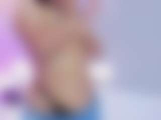 Live cam show with Nahia-Baker - Red Hair on Soda Cam