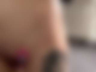 SherrellRevell's Live Sex Cam Show