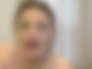 Live cam show with caraandcole - Facial on AdultVida.com