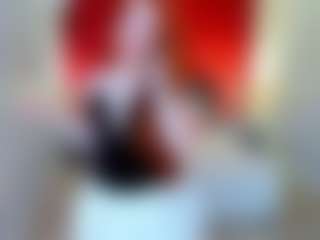 Live cam show with BloomAndFun - Body Builder on Instabang