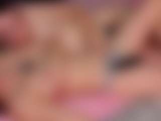 Live cam show with ClarisaFerencz - Camel Toe on makecum.org