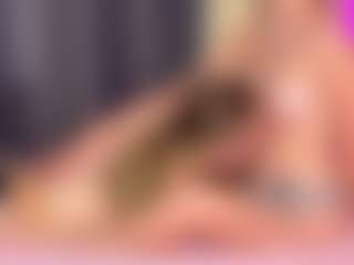 Live cam show with ClarisaFerencz - Dildo Or Vibrator on liverealitysex.com