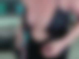 Live cam show with BrendaJanes - Asian Granny on madthumbs