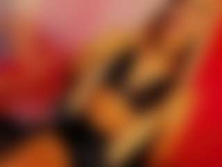 Live cam show with alondra-wile - Brown Eyes on SpunkLive