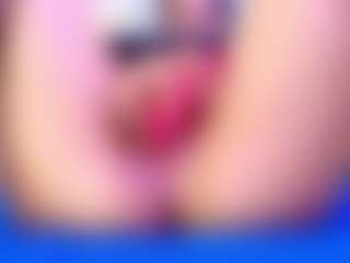 crystal-love18's Live Sex Cam Show