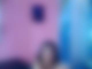 crystal-love18's Live Sex Cam Show