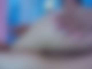 crystal-love18's Live Sex Cam Show