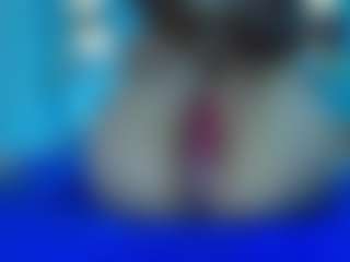 crystal-love18's Live Sex Cam Show