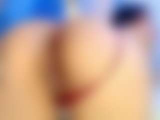 crystal-love18's Live Sex Cam Show