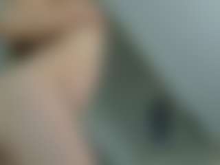 Live cam show with IceBlueBabe - Blue Eyes on iamadamtest123.com