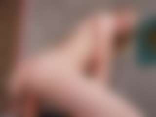 Live cam show with IceBlueBabe - Blue Eyes on Sex Cam Show