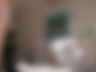 Live cam show with IceBlueBabe - Body Massage on AdultVida.com