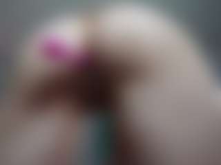 IceBlueBabe's Live Sex Cam Show