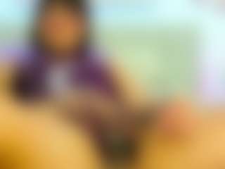 Live cam show with Marcella Castelli - Mature on Camsoda