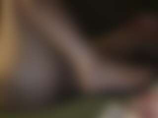 Milkmaries's Live Sex Cam Show