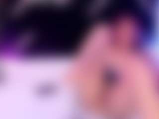 Amelie-Loove's Live Sex Cam Show