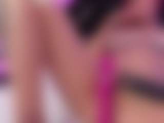 Live cam show with Amelie-Loove - Joi on liverealitysex.com