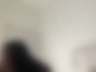 GoldenIsabella's Live Sex Cam Show
