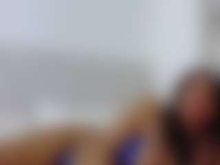Cam Show en direct de GoldenIsabella