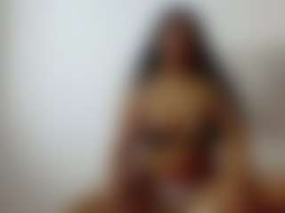 Show in cam erotica live di GoldenIsabella